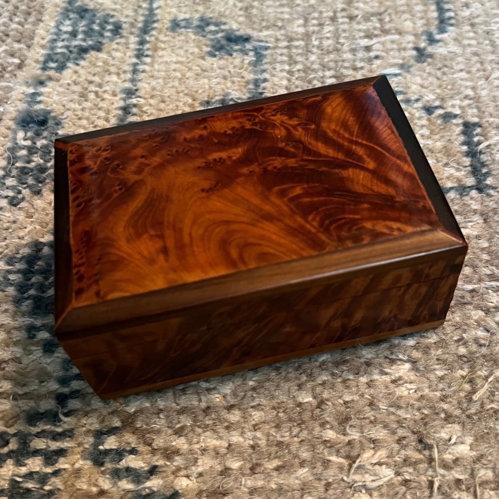 Handcrafted Burl Wood Trinket Box High Gloss Mitered Lid Jewelry Keepsake
